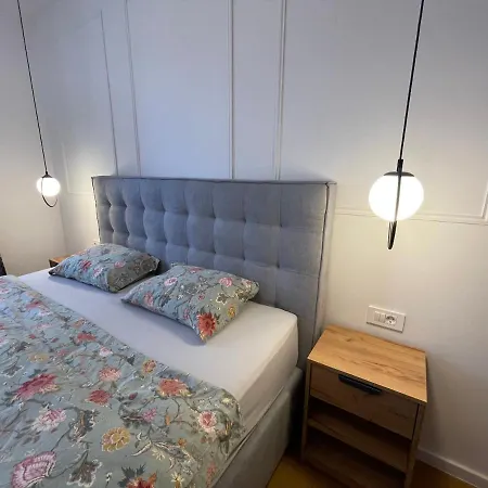 Apartment Feelhome